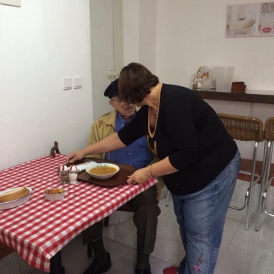 בית חם לנזקקים קשישים וניצולי שואה בחיפה